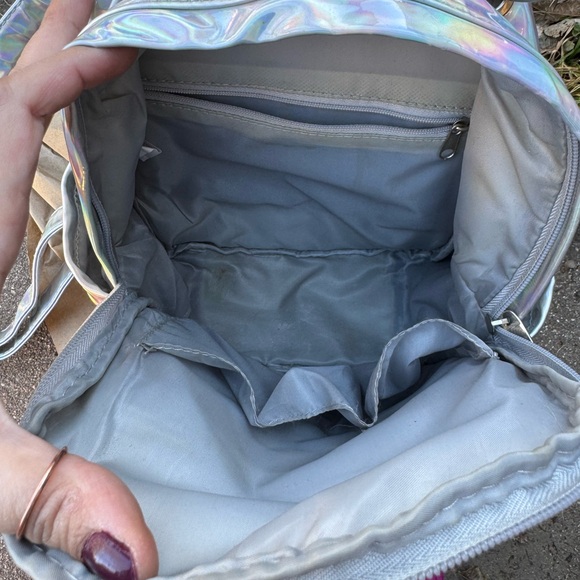 mini holo backpack ✨ - Picture 5 of 6
